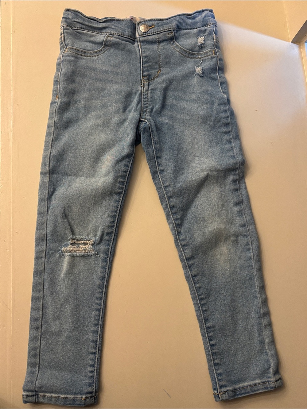Kid’s Levi's Light Blue Skinny Jeans with Subtle Distress and adjustable waist